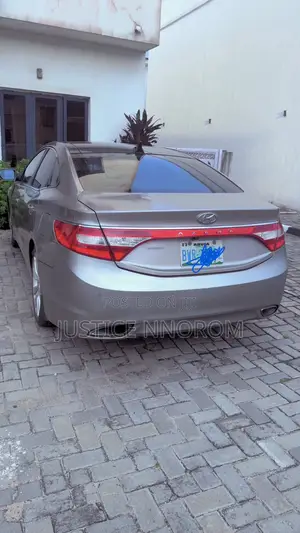 Hyundai Azera 3.3L 2013 Silver