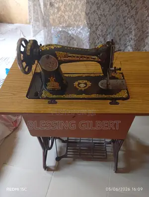 Neatly Used Sky Fly Domestic Sewing Machine (Ready to Sew)Selling an A