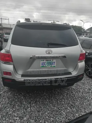 Toyota Highlander 2012 Silver