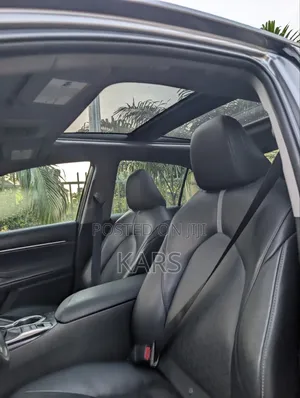 Toyota Camry 2018 Gray