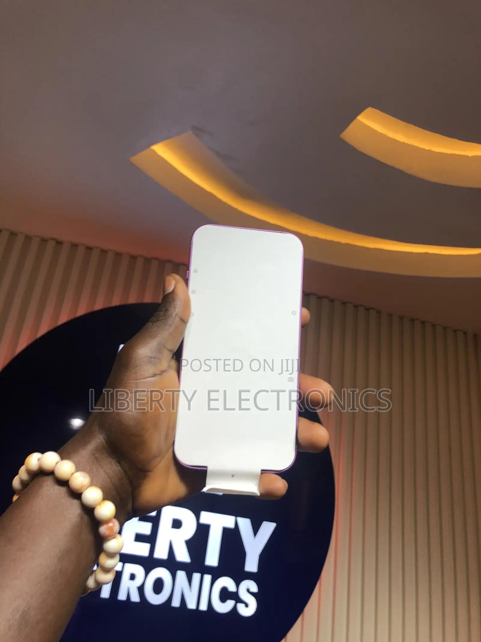 Apple iPhone 16 128 GB Pink