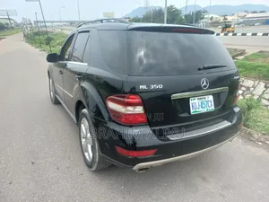 Mercedes-Benz M Class 2010 Black