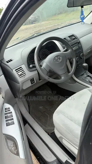 Toyota Corolla LE 4dr Sedan (1.8L 4 cyl 4A) 2009 Black