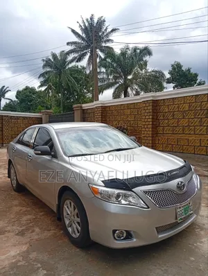 Toyota Camry 2010 Gray