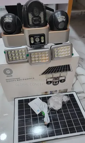 Complete Triple Lens With Light Camera