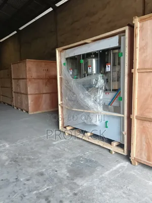 Automatic Bottle Water Machine - 3000 BPH