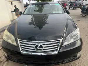 Lexus ES 2012 Black
