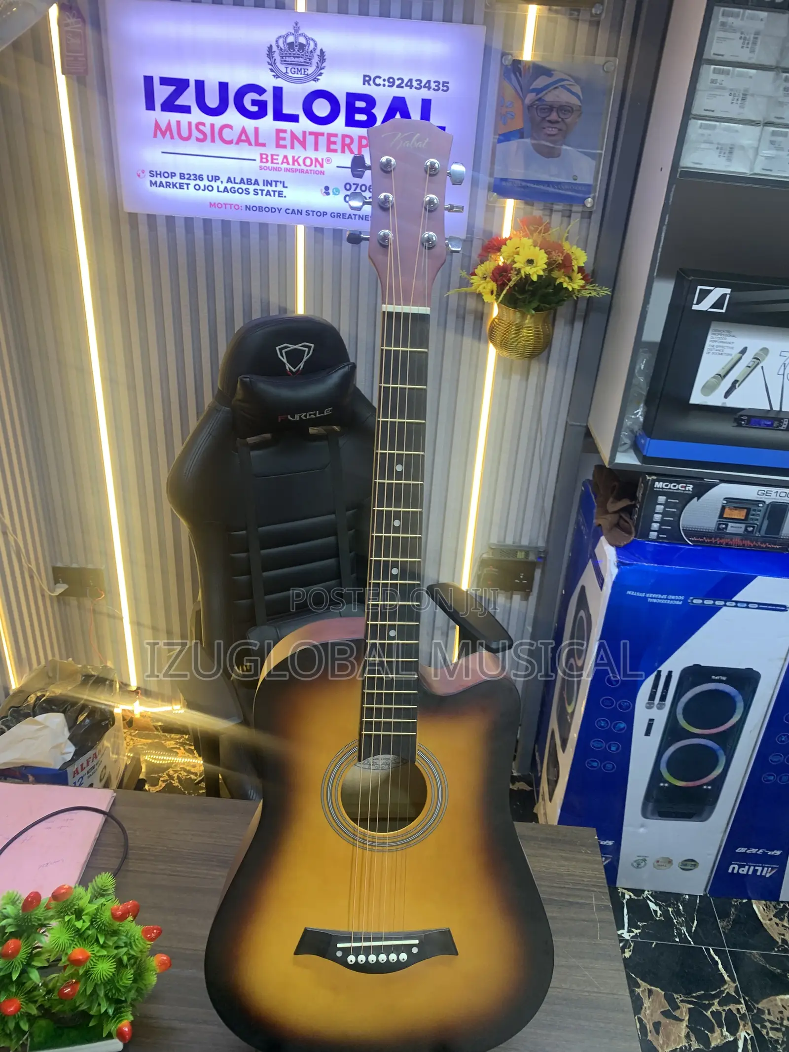 38’’ Inches Box Guitar With Bag and Belt With Stand