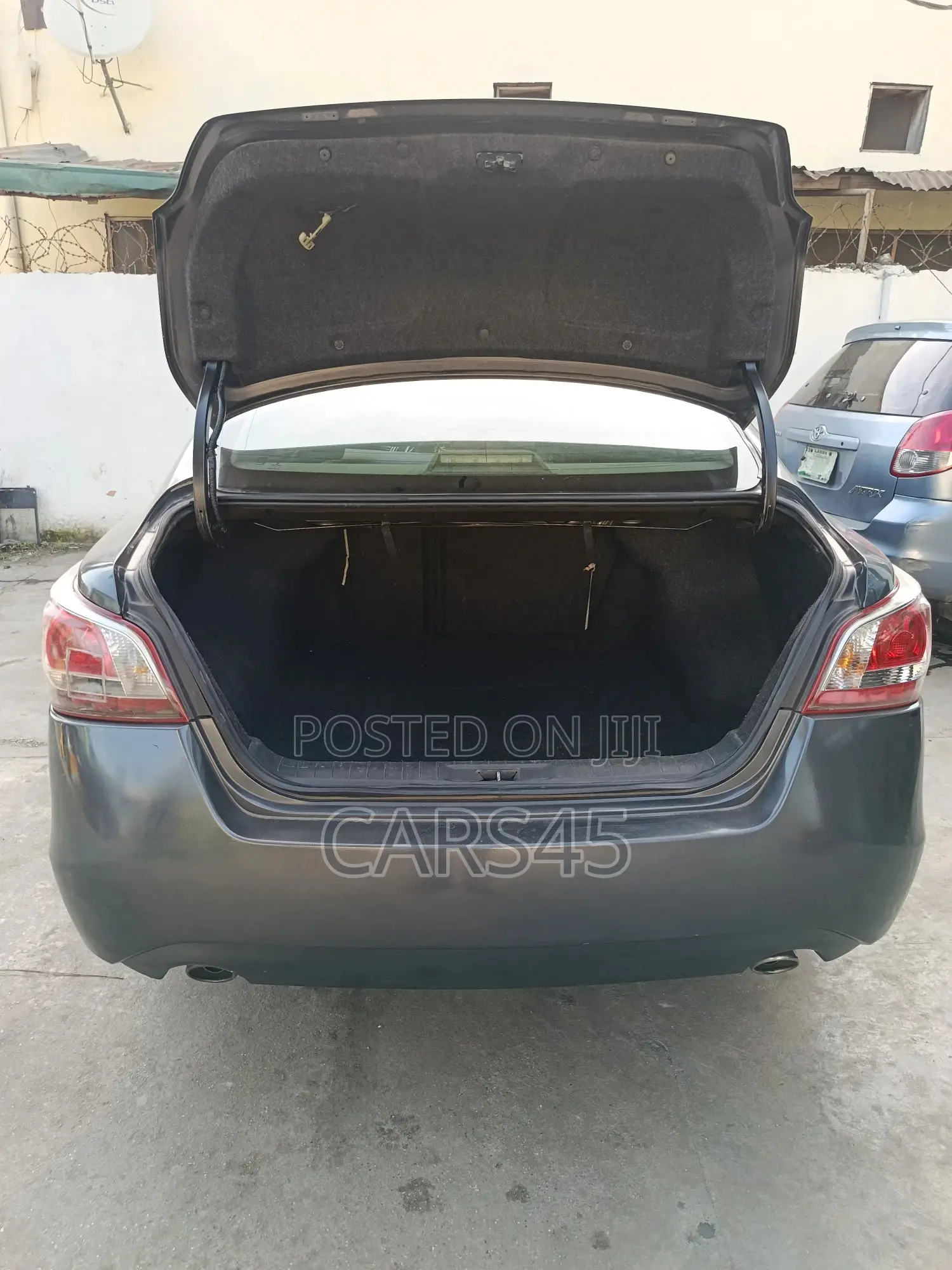 Nissan Altima 2013 Gray
