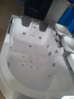 Double Jacuzzi