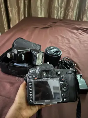 Nikon D7000