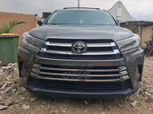 Toyota Highlander 2016 Gray