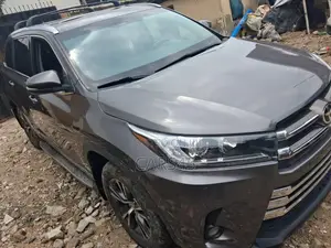Toyota Highlander 2016 Gray