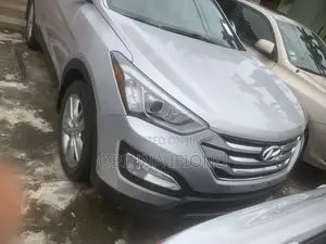 Hyundai Santa Fe 2014 Silver