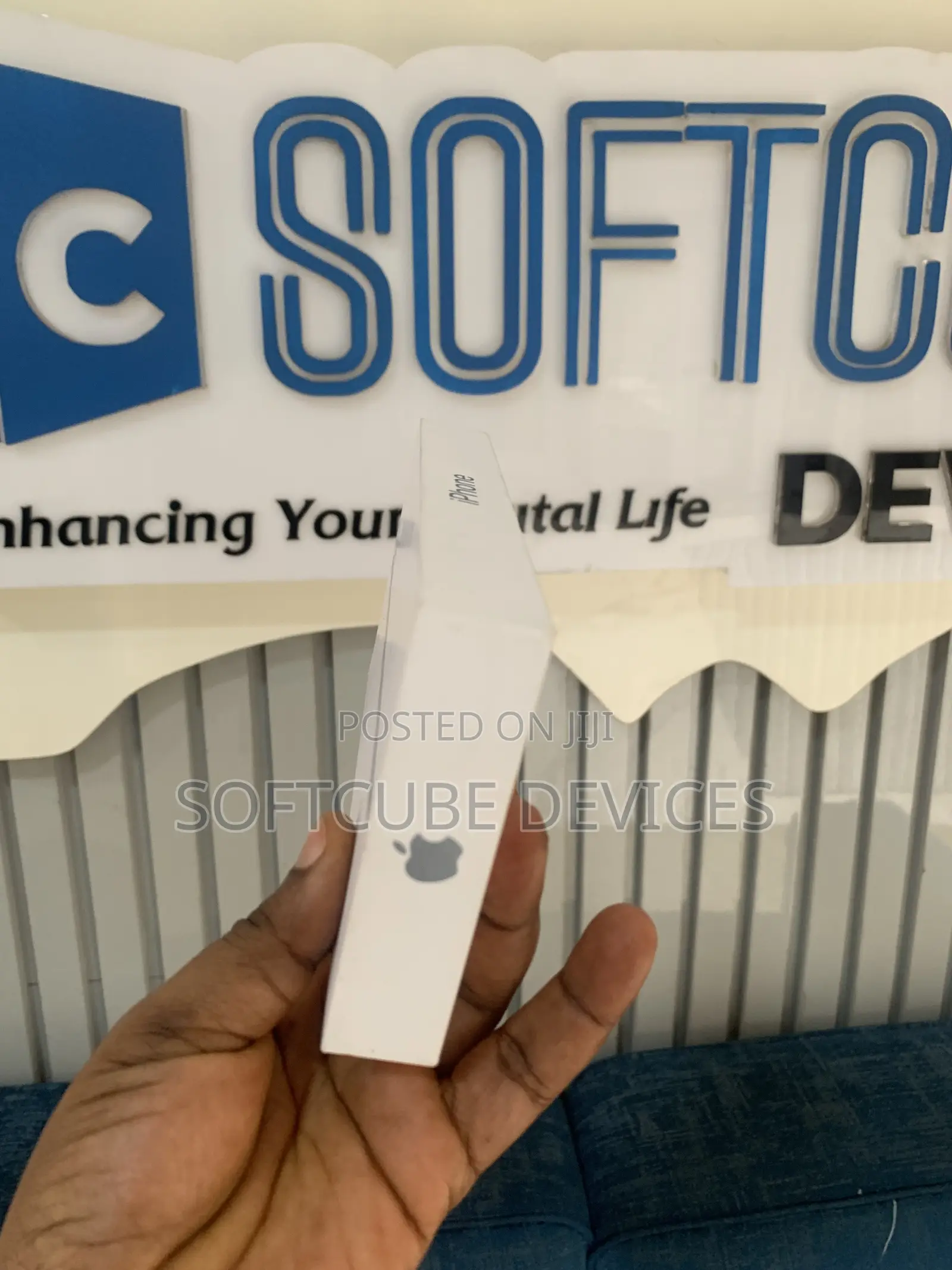 New Apple iPhone Air 256 GB Blue