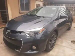 Toyota Corolla 2015 Gray