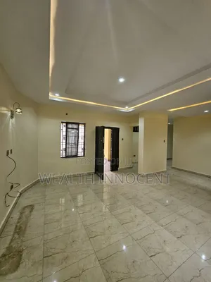 3bdrm Block of Flats in Durumi for rent