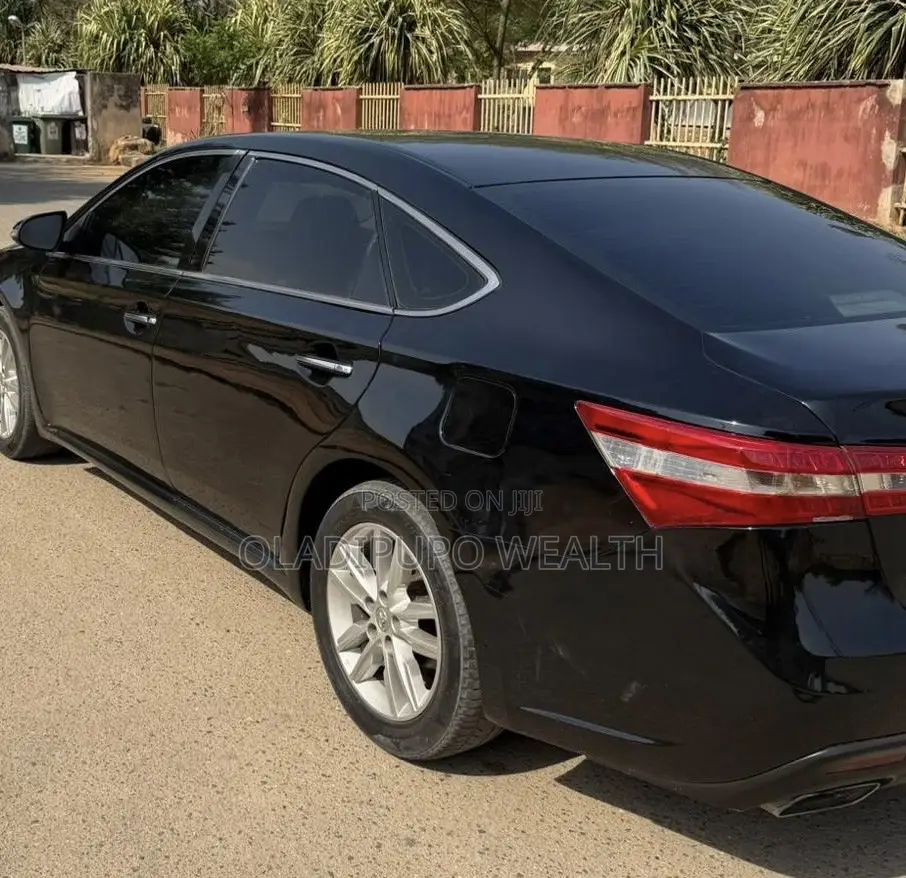 Toyota Avalon 2014 Black
