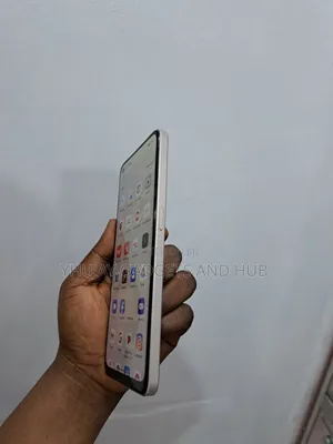 Oppo Reno7 128 GB Orange