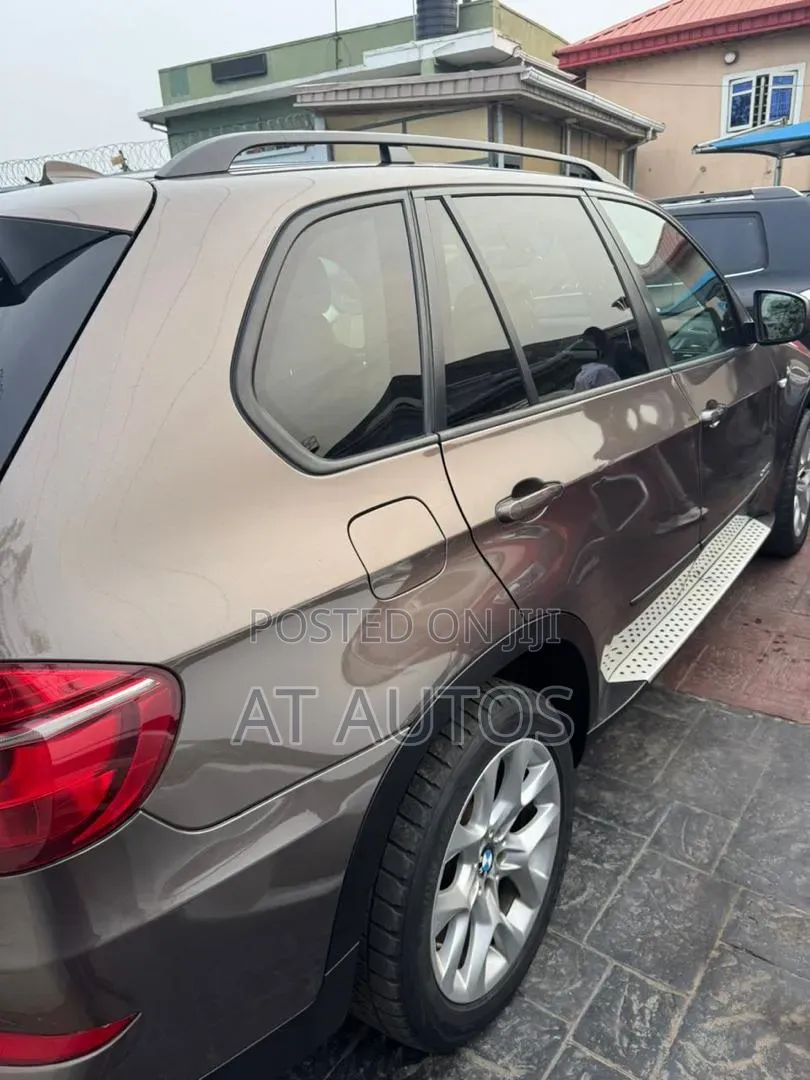 BMW X5 2011