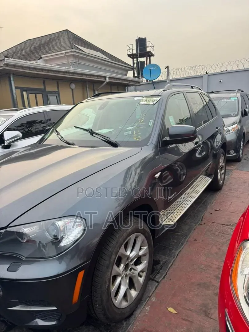 BMW X5 2011