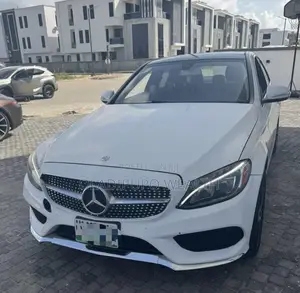 Mercedes-Benz C300 2015 White