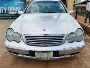 Mercedes-Benz C200 2003 Silver