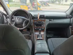 Mercedes-Benz C200 2003 Silver
