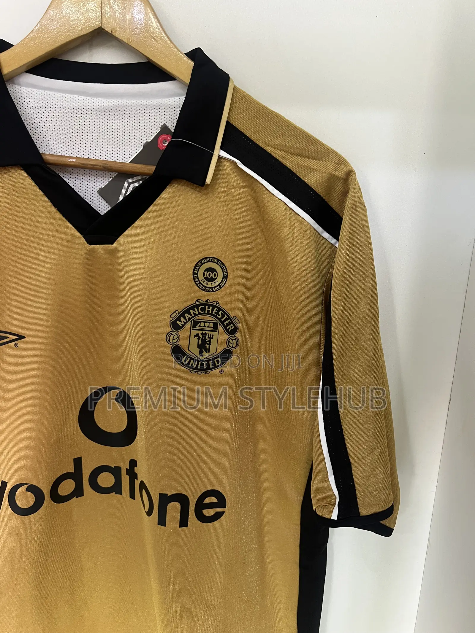 Man United Reversible Retro Jersey