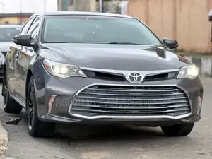 Toyota Avalon Limited Sedan FWD (3.5L 6cyl 6A) 2013 Gray