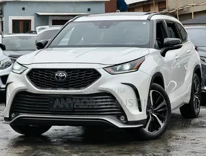 Toyota Highlander 2022 White