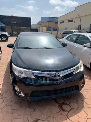 Toyota Camry LE 4dr Sedan (2.5L 4cyl 6A) 2014 Black