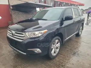 Toyota Highlander 2013 Black