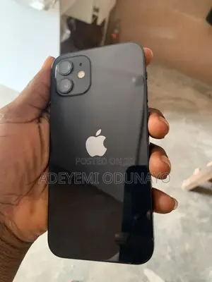Apple iPhone 12 64 GB Black