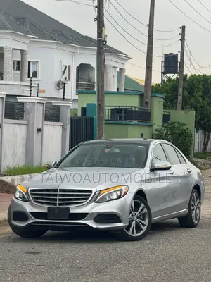 Mercedes-Benz C300 2016 Silver