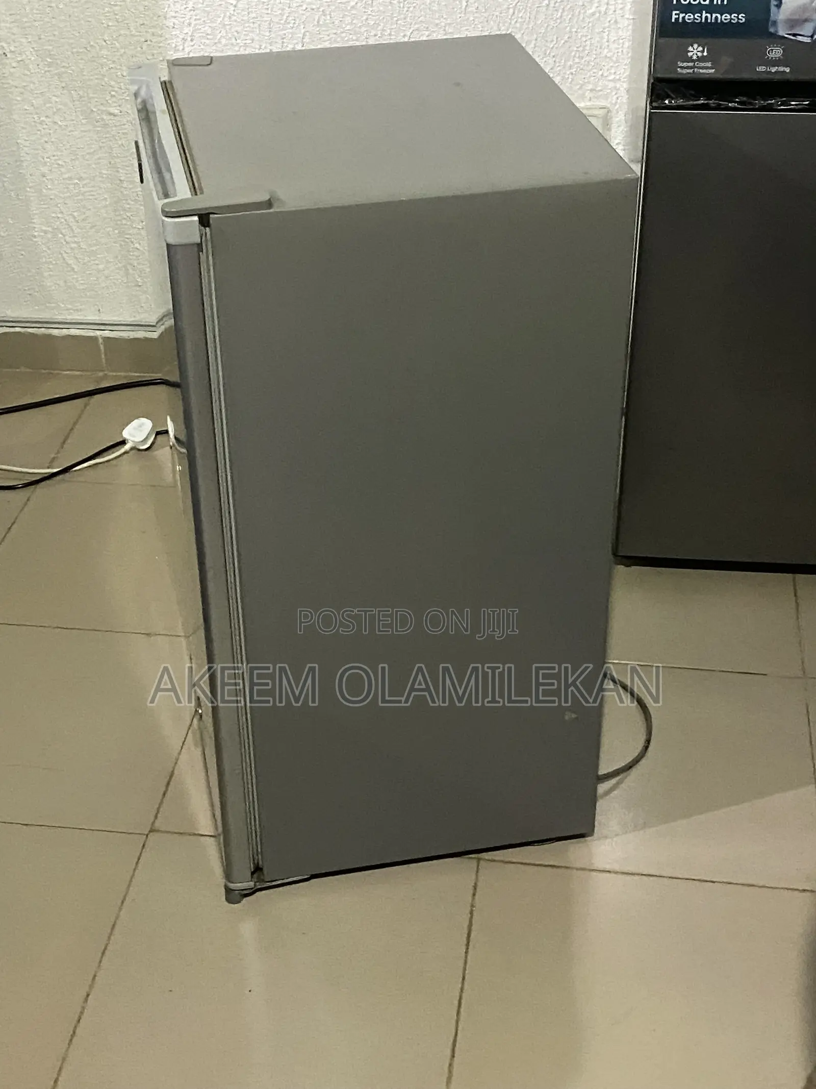 Compact Refrigerator/Freezer