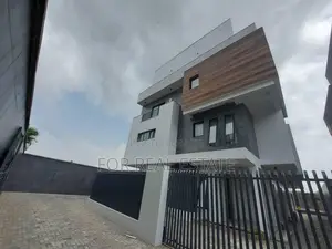 5bdrm Duplex in Banana Island for sale