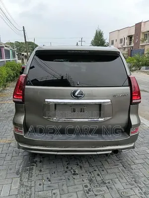 Lexus GX 460 Luxury 2018 Gold