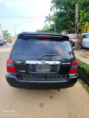 Toyota Highlander 2004 Gray