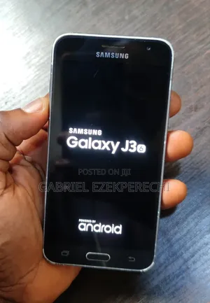 Samsung Galaxy J3 8 GB Black