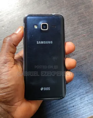 Samsung Galaxy J3 8 GB Black