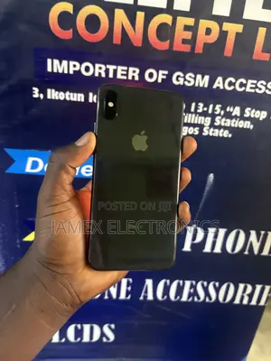 Apple iPhone XS Max 64 GB Black