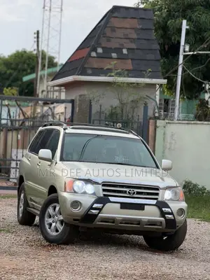 Toyota Highlander 2004 Silver