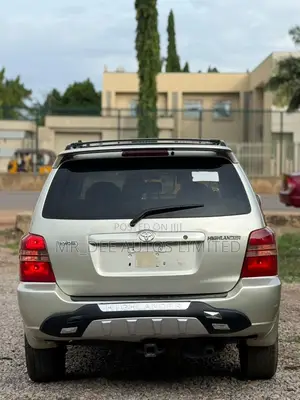 Toyota Highlander 2004 Silver