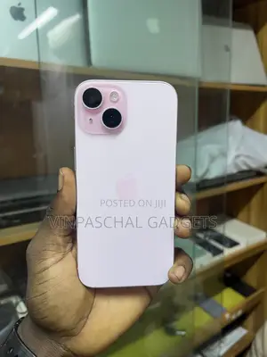 Apple iPhone 15 128 GB Pink