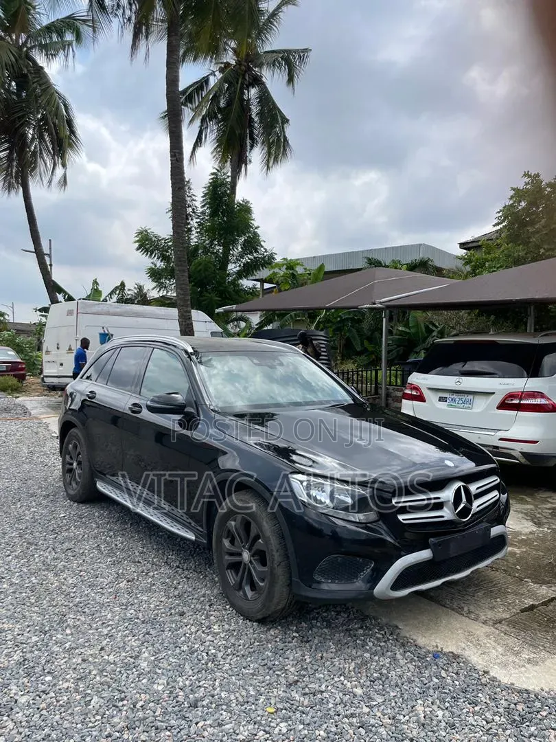 Mercedes-Benz GLC-Class 2017 Black