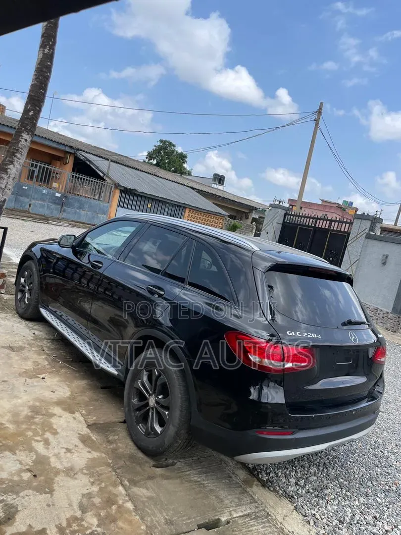 Mercedes-Benz GLC-Class 2017 Black