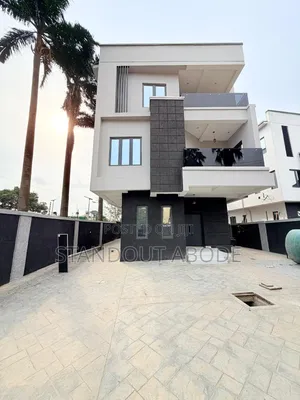 5bdrm Duplex in Inside An Estate, Omole Phase 1 for sale