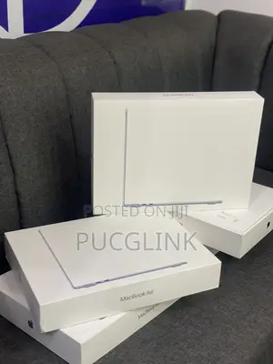 New Laptop Apple MacBook Air 2025 M4 16GB Apple M4 HDD+SSD 256GB