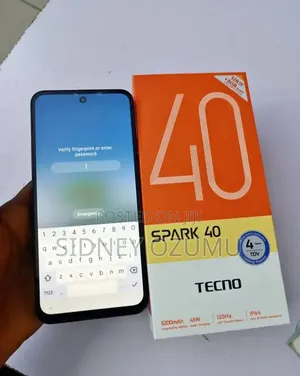 Tecno Spark 40 128 GB Black